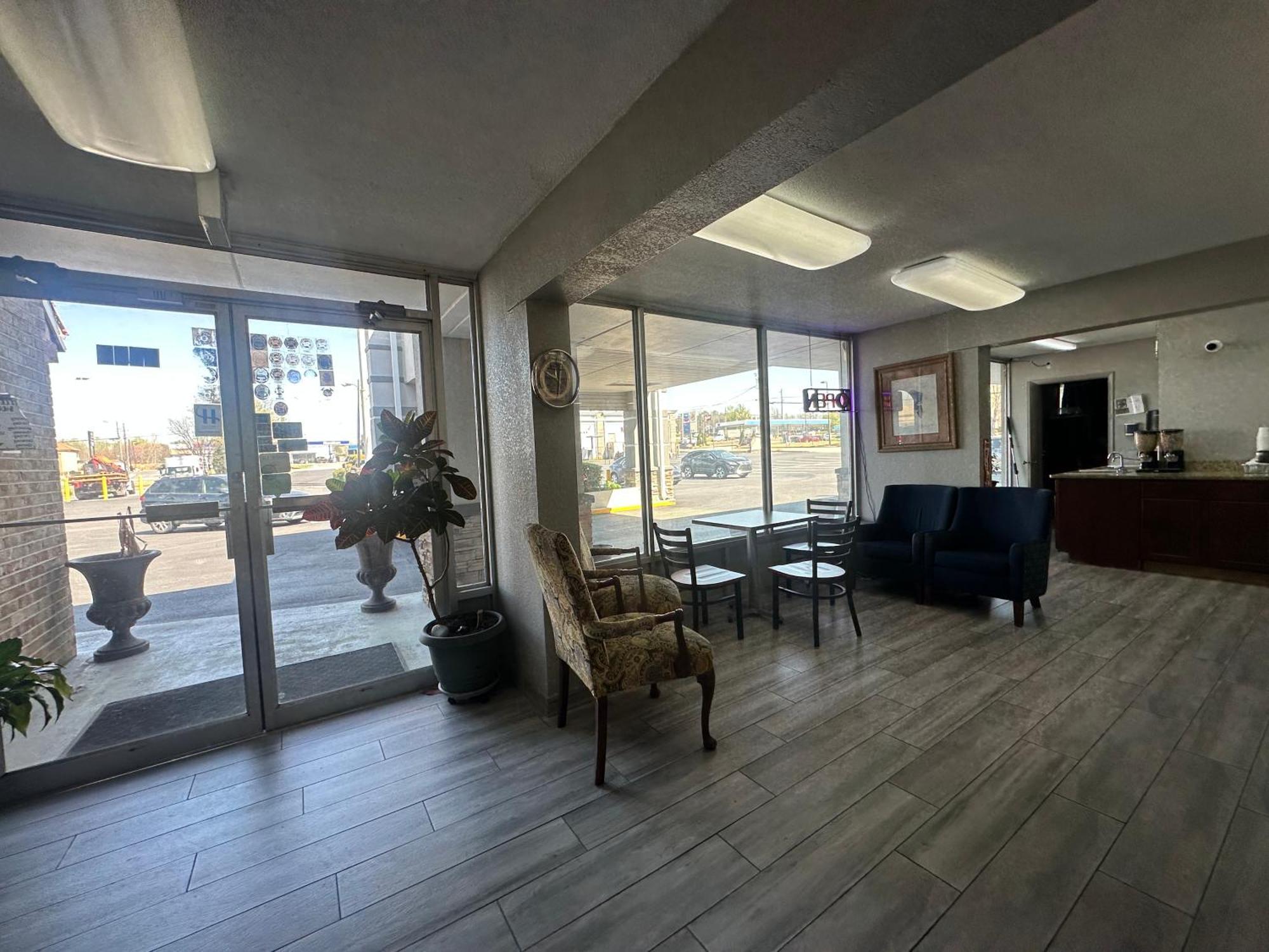 Executive Inn Locust Grove By Capital O Buitenkant foto